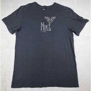 Nike Butterfly Graphic  "No Looking Back" Black Crewneck T-Shirt Men's Size Med